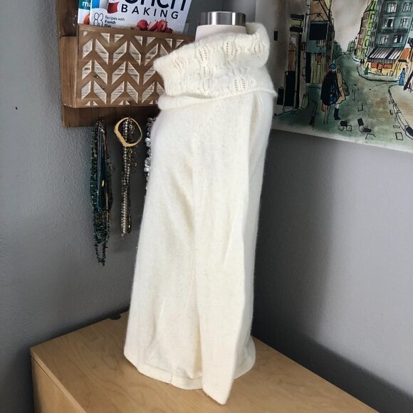 Fenn Wright Manson Angora Blend Sweater - Picture 5 of 8